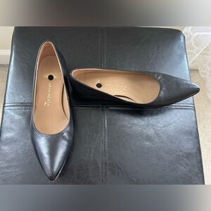 Tanya Heath Paris Black Leather Pumps Pointed-Toe Sz 38.5 or 8